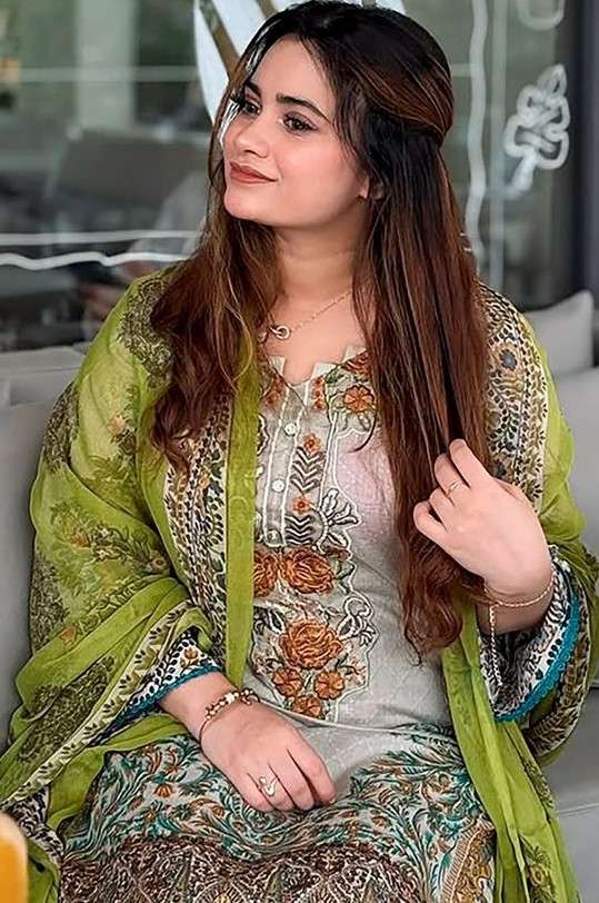 Super hit Design No 1169AB by of Aasha